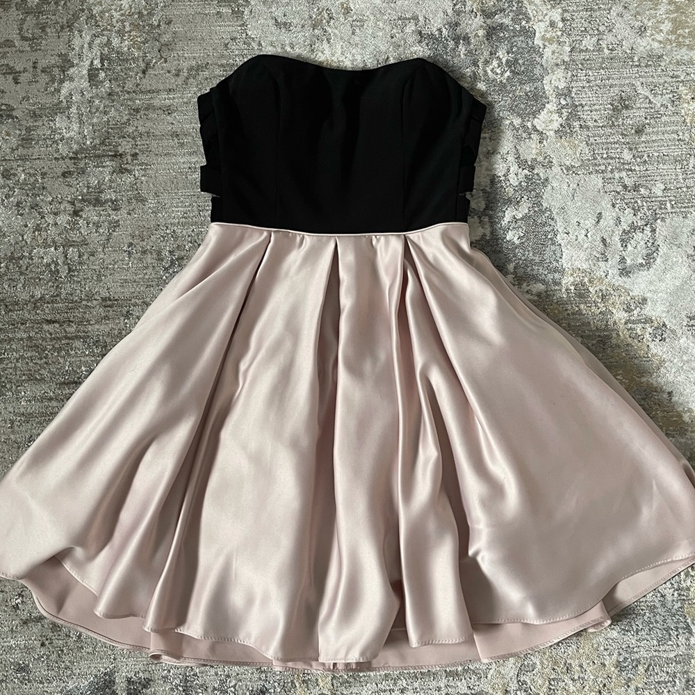 Beautiful size 7 dress